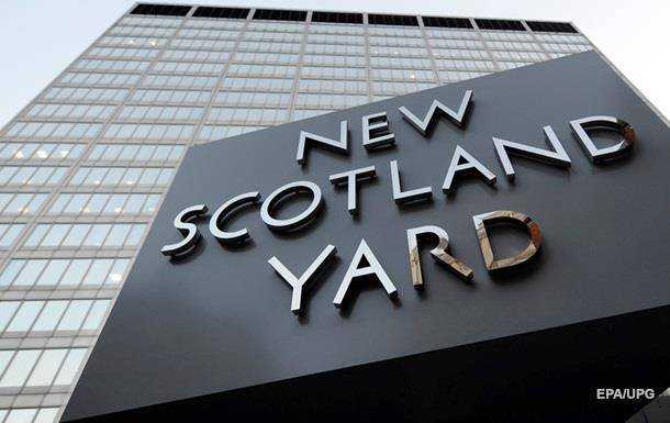 В Лондоне неизвестный напал с ножом и убил трех мужчин