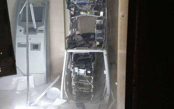 В Харькове взрыв разрушил банкомат