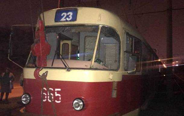 В Харькове трамвай сбил насмерть мужчину