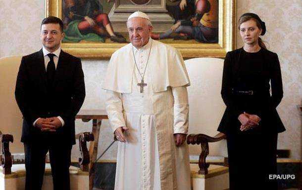 Появились фото со встречи четы Зеленских и Папы