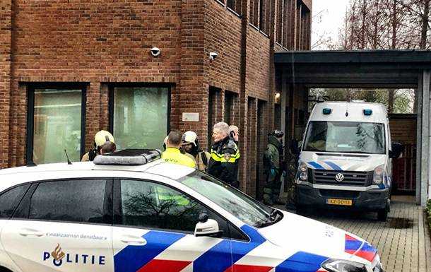 В Нидерландах обнаружили третью посылку с бомбой