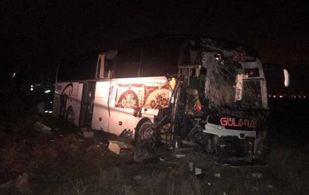 В Турции 44 человека пострадали в ужасном ДТП с автобусом