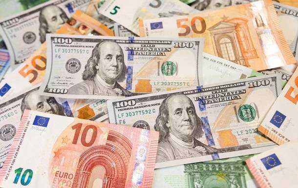 НБУ увеличил продажу валюты для поддержки гривны