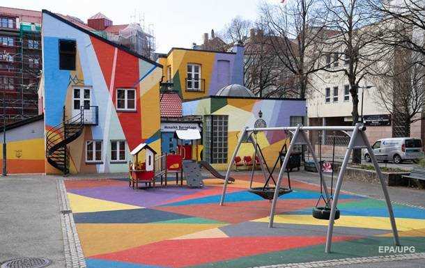 Норвегия открывает детские сады и разрешает поездки на дачу