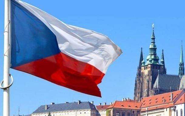 Чехия объявила о выдворении двух сотрудников посольства РФ