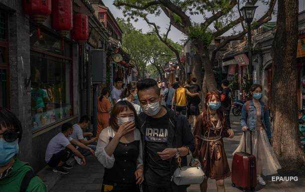 Зеленский ввел безвиз для китайских туристов