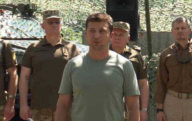 Зеленский признался, что выпивал с военными