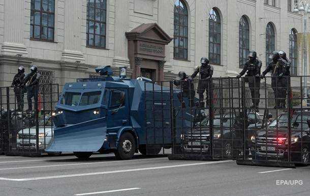 В Минске жесткие задержания, появились "титушки"