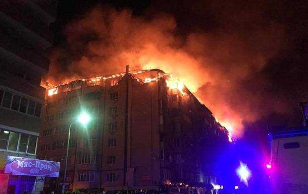 Восьмиэтажный жилой дом горит в Краснодаре