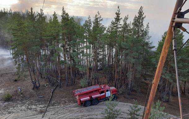 На Луганщине подорвалось пожарное авто