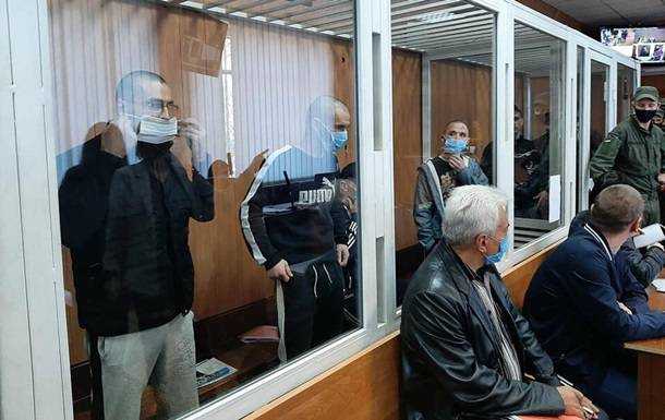 В Одессе на суде семь заключенных вскрыли вены