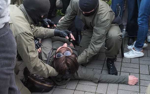 В Минске начались задержания протестующих