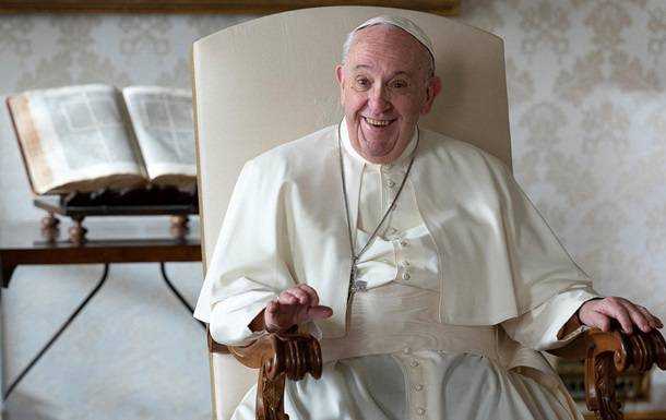 Ватикан начал расследование из-за "лайка" Папы