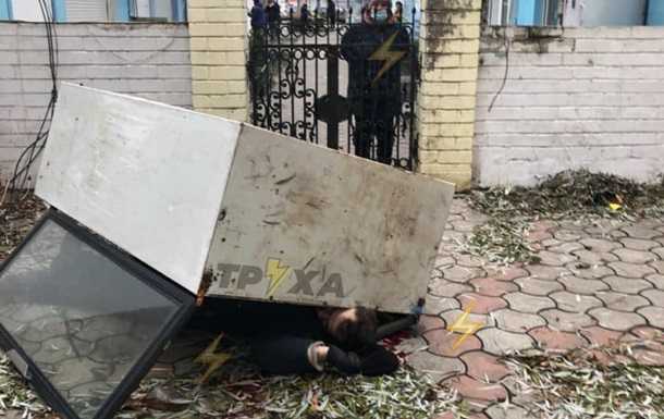В Харькове вор погиб под украденным холодильником