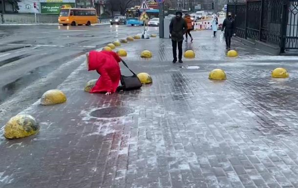 За несвоевременную уборку в Киеве будут штрафовать