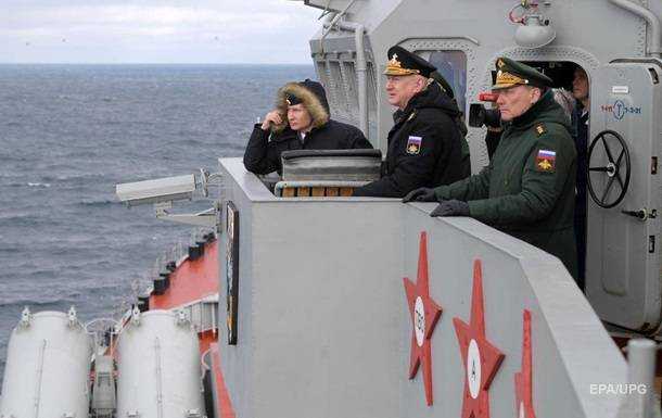 Росія проведе військові навчання в Криму