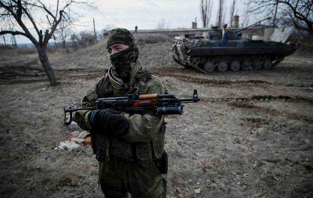 Доба на Донбасі: 14 обстрілів, поранено 11 бійців