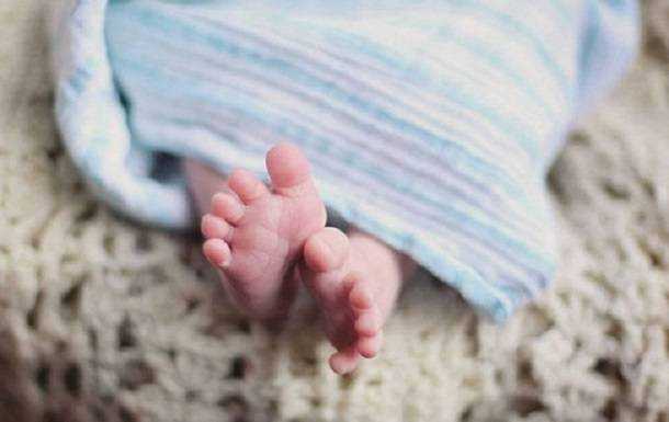 У новонародженого немовляти виявили мутований коронавірус