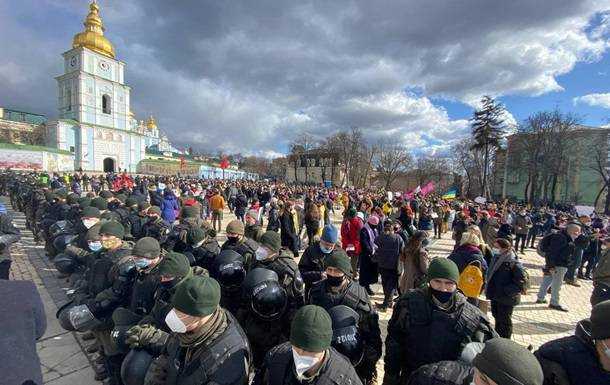 У Києві відбувся жіночий марш