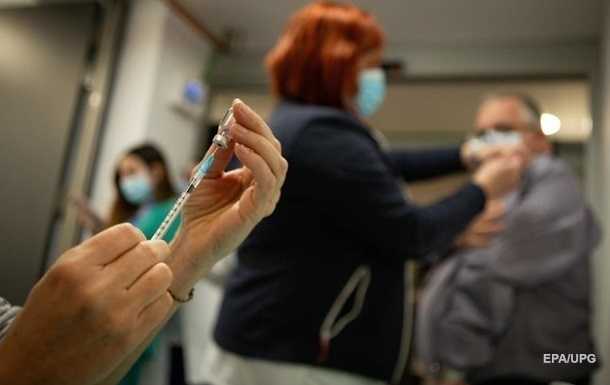 В Україні стартувала друга хвиля вакцинації