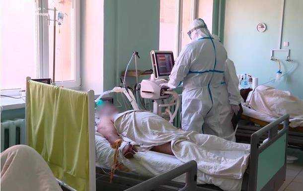 В Україні антирекорд за кількістю смертей від COVID