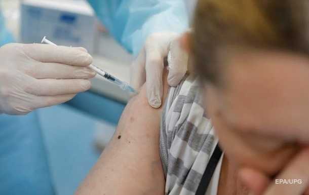 Чи отримають щеплення незаписані на вакцинацію: у МОЗ дали відповідь
