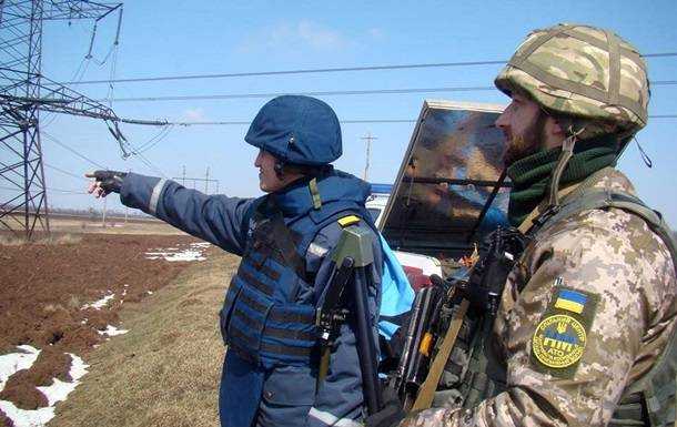 Сепаратисти будують нові позиції біля Донецького аеропорту