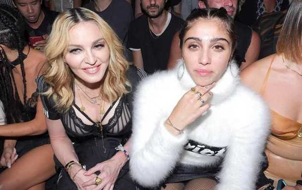 Фото Мадонни з донькою збентежило фанатів