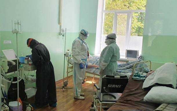 В Україні новий стрибок захворюваності на COVID-19