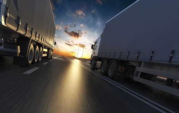 В Україні введено заборону на рух вантажівок