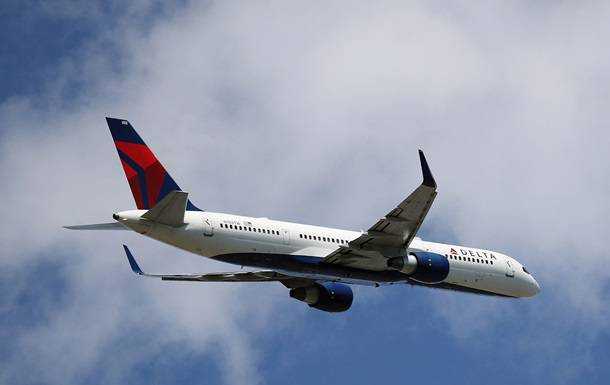 "Зупиніть літак": в США сталася екстрена посадка через пасажира