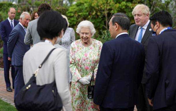 Королева влаштувала прийом для лідерів G7