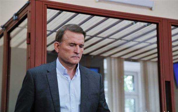 Медведчука суд залишив під домашнім арештом