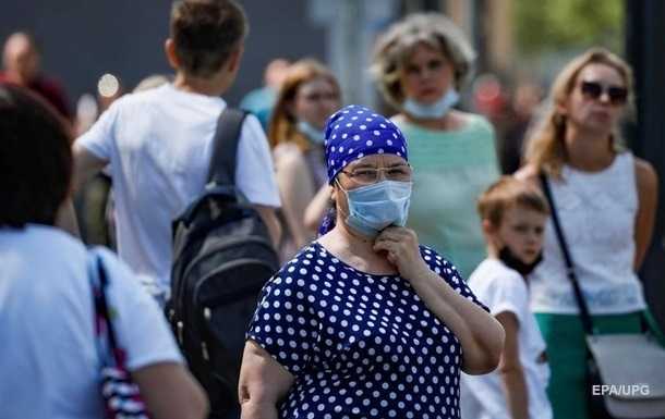 В Україні менш ніж 600 випадків COVID за добу