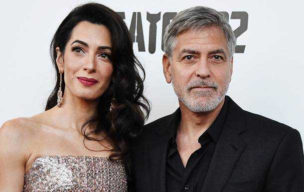 Дружина Джорджа Клуні знову вагітна близнюками
