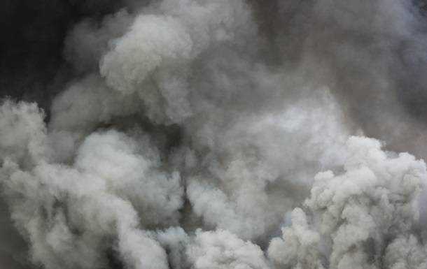 Белград огорнув дим від пожежі на звалищі