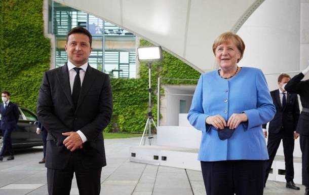 Меркель відвідає Київ до Дня Незалежності
