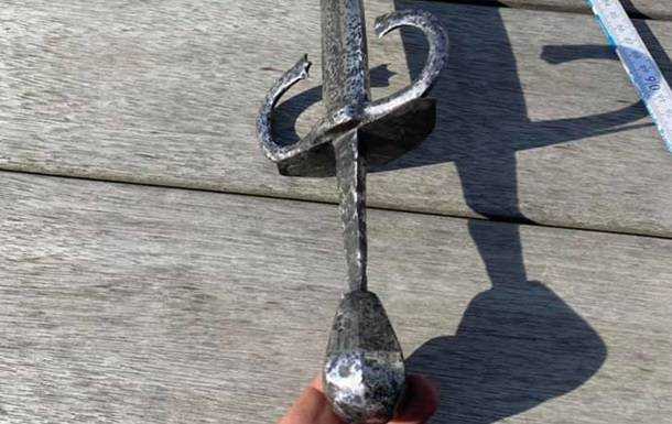 На Тернопільщині знайдено унікальний меч
