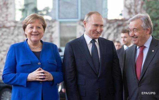 Меркель перед Києвом відвідає Москву