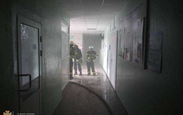 У Волновасі сталася пожежа в лікарні: евакуйовано понад сотню людей