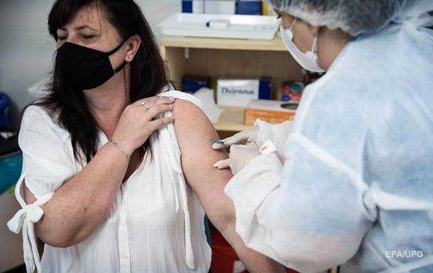 В Україні знизився темп COVID-вакцинації