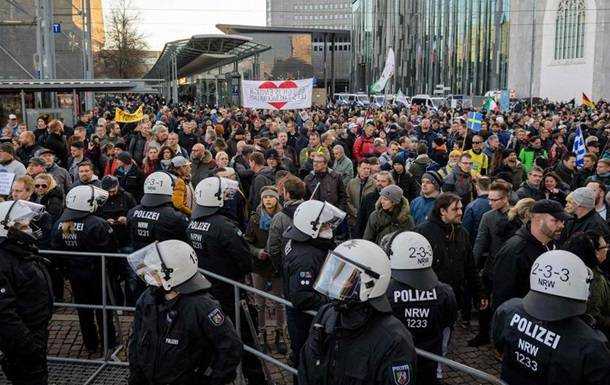 COVID-19: у Лейпцигу відбувся протест проти карантинних обмежень