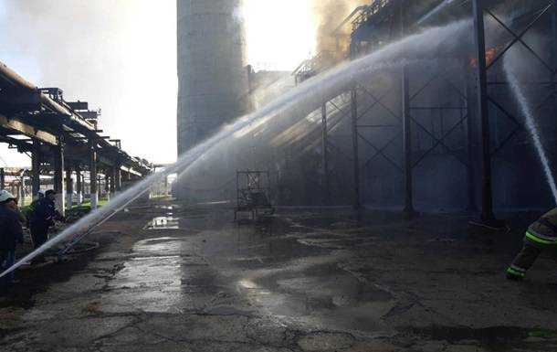 У Кременчуці виникла пожежа на заводі Укртатнафти