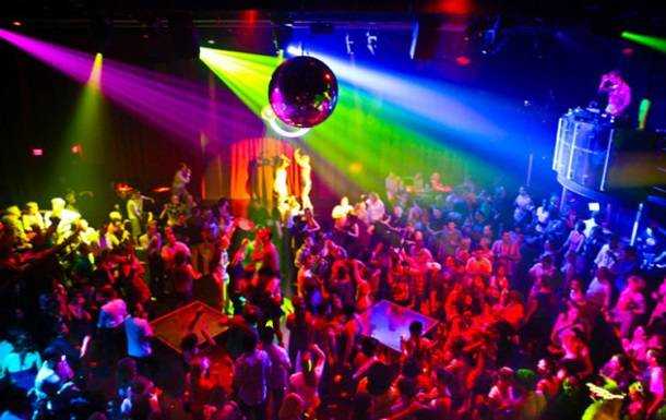 У нічних клубах Берліна заборонили танцювати