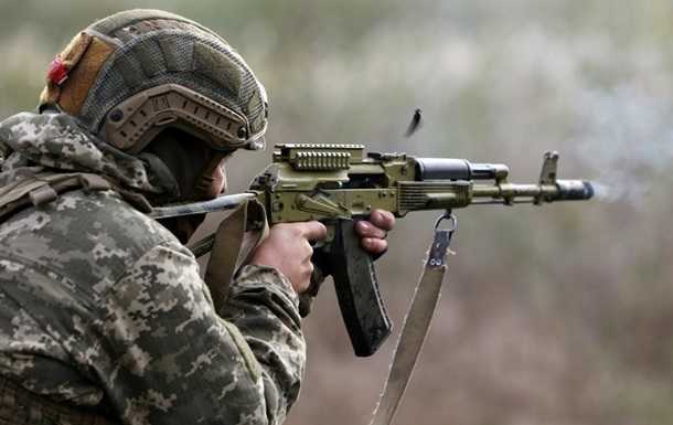 Рєзніков звинуватив Німеччину в блокуванні постачання зброї Україні