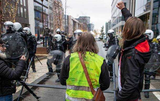 Антикарантинні протести в Брюсселі переросли в сутички