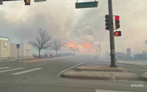 Лісова пожежа в Колорадо знищила понад тисячу будівель