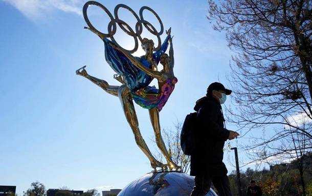 COVID виявили у понад 70 прибулих до Китаю на Олімпіаду