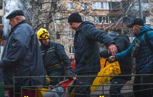 Майже п'ять тисяч українців зголосилися допомагати рятувальникам – ДСНС