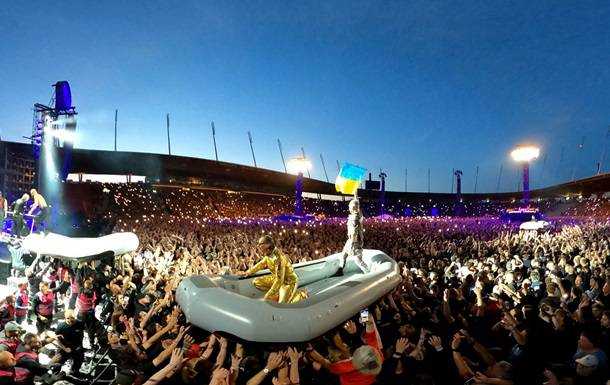 Rammstein на концерті в Цюріху розгорнув прапор України